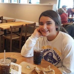 Meet your Posher, Veronica